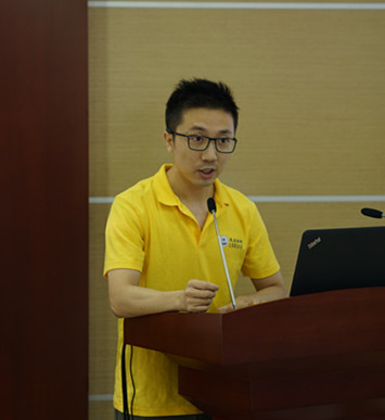 老生代表苏靖发言_副本.jpg 老生代表苏靖发言_副本.jpg